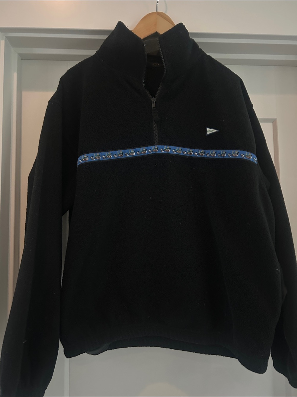 Arsenic pull over fleece with duck band